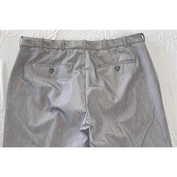 Van Heusen Straight Fit Flex Washable Microfiber Dress Pants, Slacks. 38X28, EUC - Picture 9 of 9